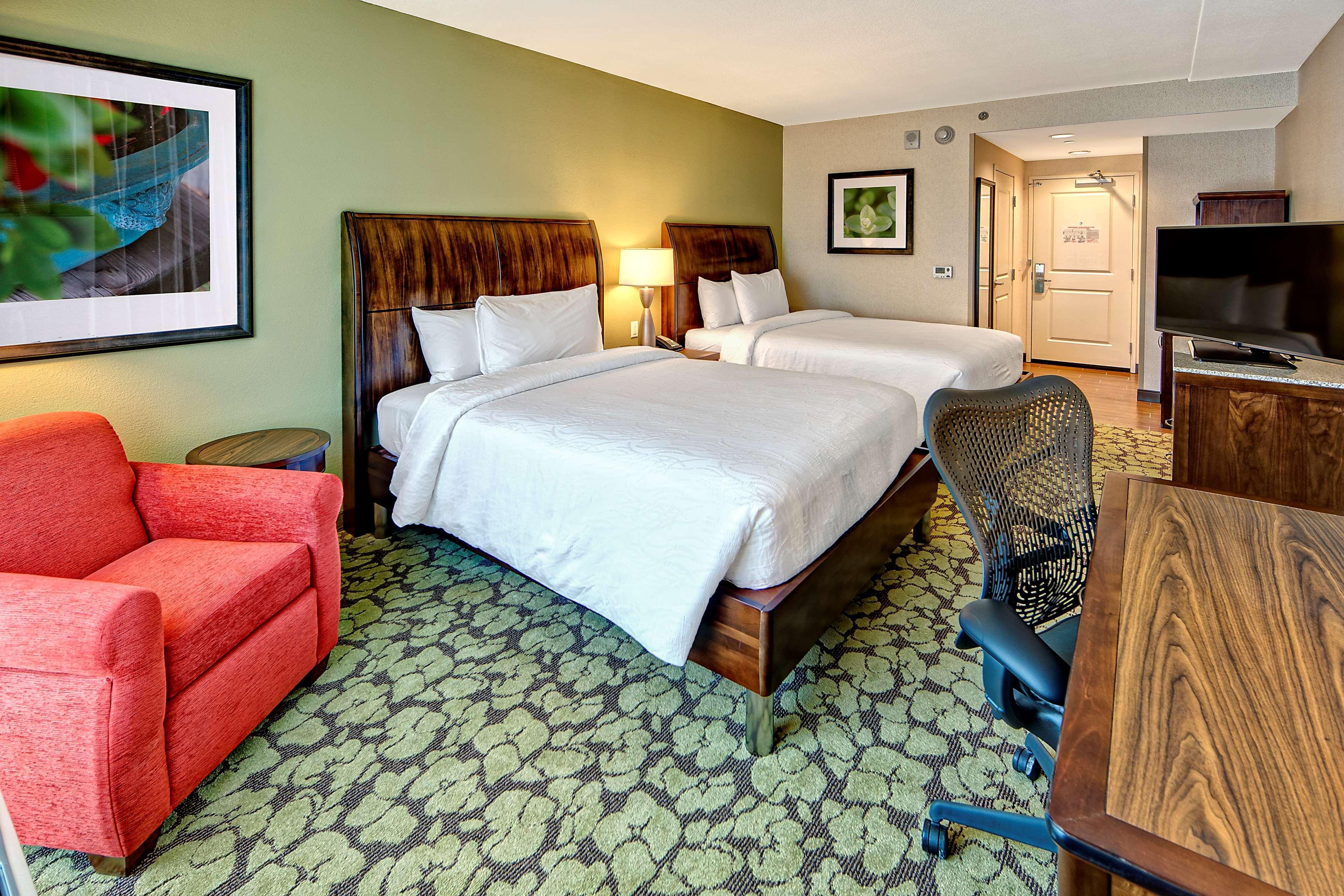 Hotel Hilton Garden Downtown Convention Center 3*