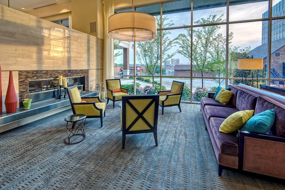 Hilton Garden Downtown Convention Center Hotel 3*